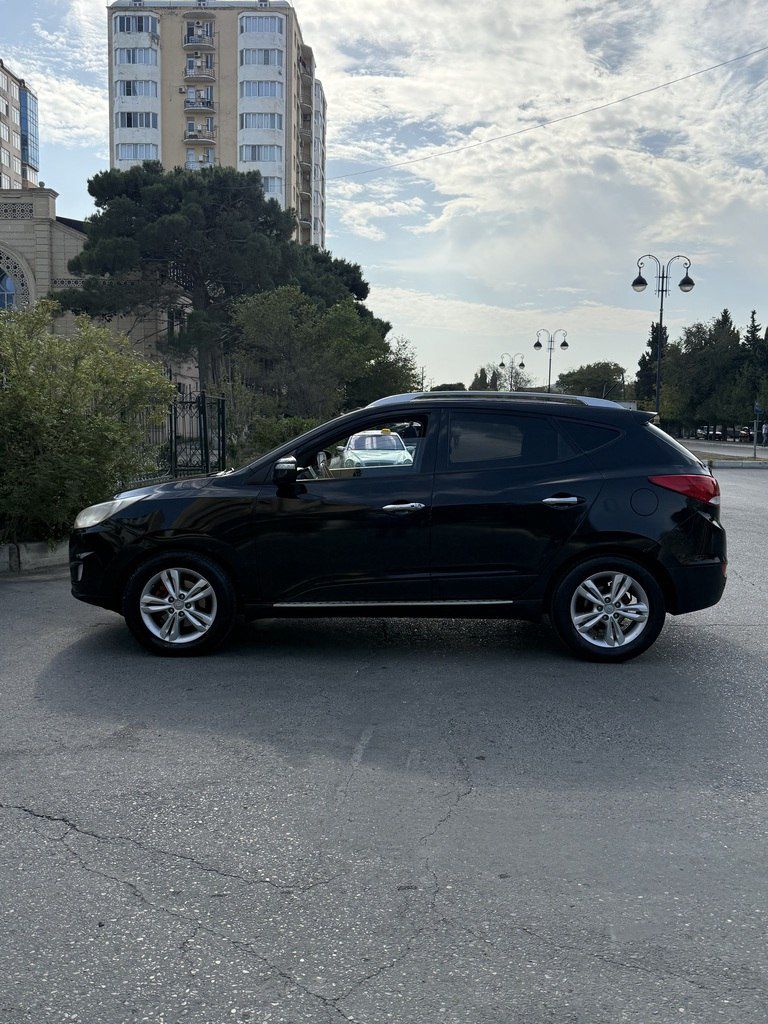 Hyundai ix35, 2.0 L, 2013 il, 423 051 km 99-HF-091 — Avtomobillər, Bakı (4)