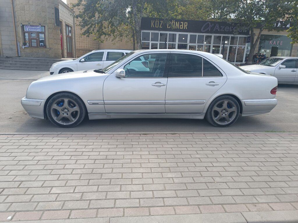 Mercedes E 240, 2.6 L, 2000 il, 407 240 km 90-ON-337 — Avtomobillər, Qazax (2)