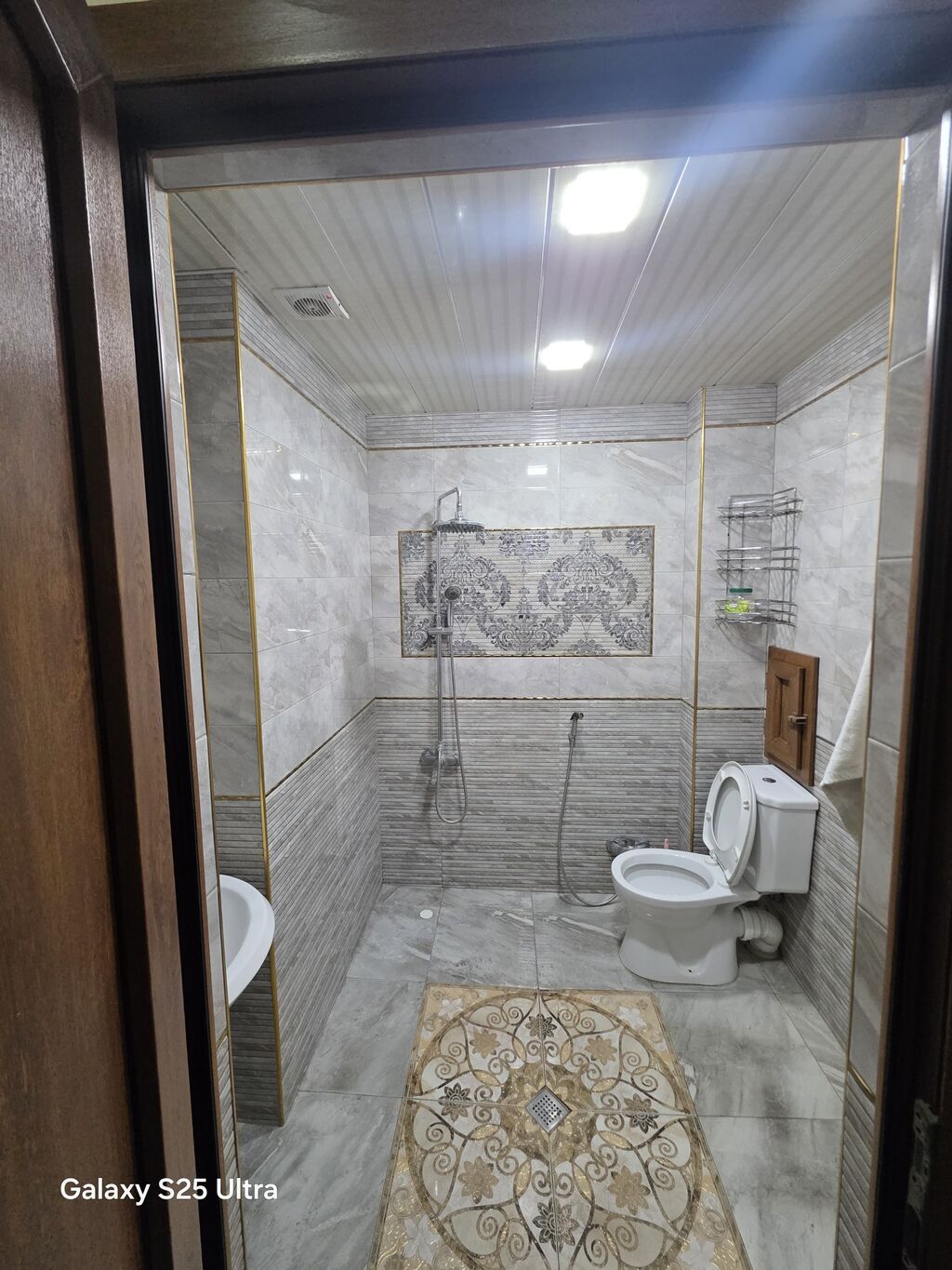 2 otaqlı mənzil – zövqlü təmir və hazır mebel ilə - Geniş dəhliz — Mənzil, Xırdalan (2)