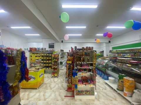 Satılır obyekt 96 m² — Bakı