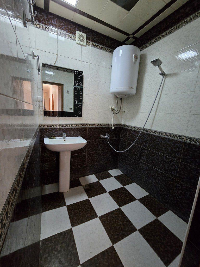 Satılır 3 otaqlı köhnə tikili 57 m² — Mənzil, Bakı (7)