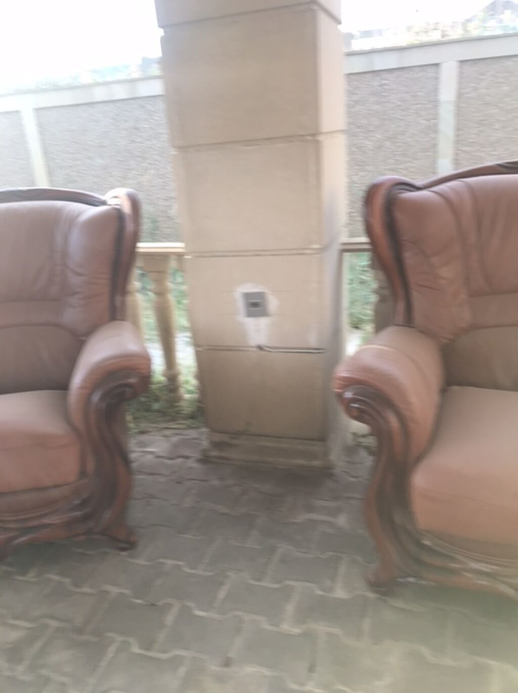 Klassik üslubda dəri mebel dəsti - Tərkibi: 3 nəfərlik divan + 2 ədəd — Yumşaq mobilya dəstləri, Novxanı (2)