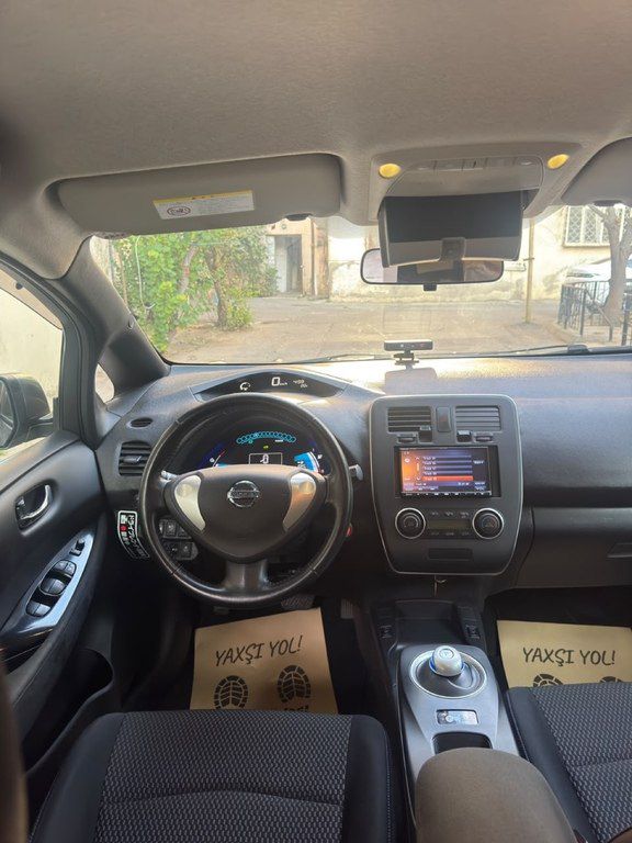 Nissan Leaf, 24 kWh, 2015 il, 39 500 km — Avtomobillər, Bakı (10)