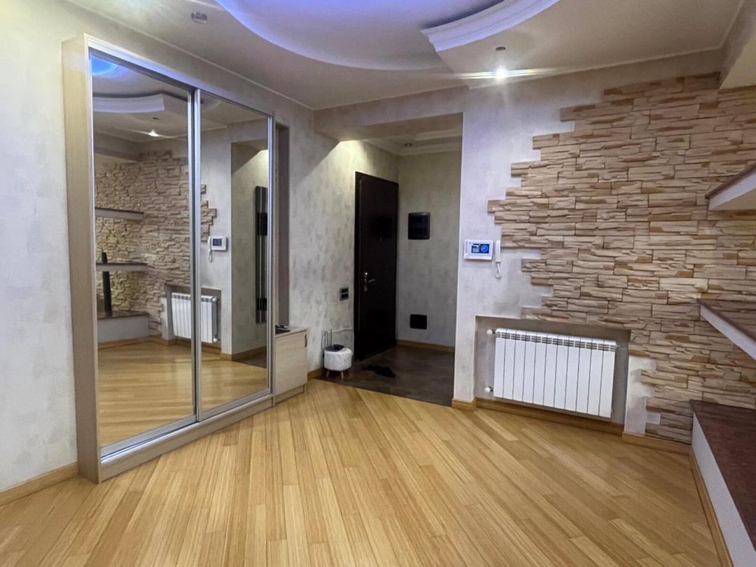 Satılır 4 otaqlı yeni tikili 190 m² — Mənzil, Bakı (12)