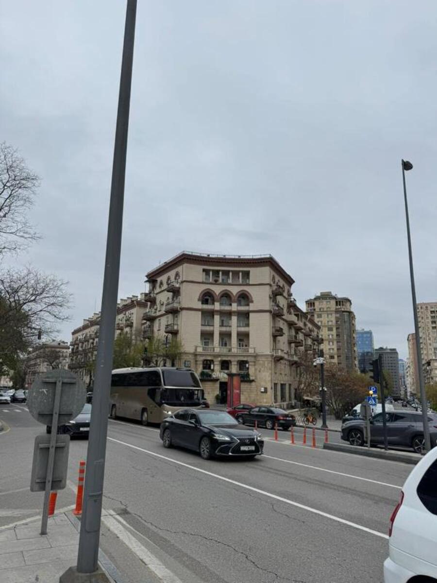 Satılır 3 otaqlı köhnə tikili 90 m² — Mənzil, Bakı (2)