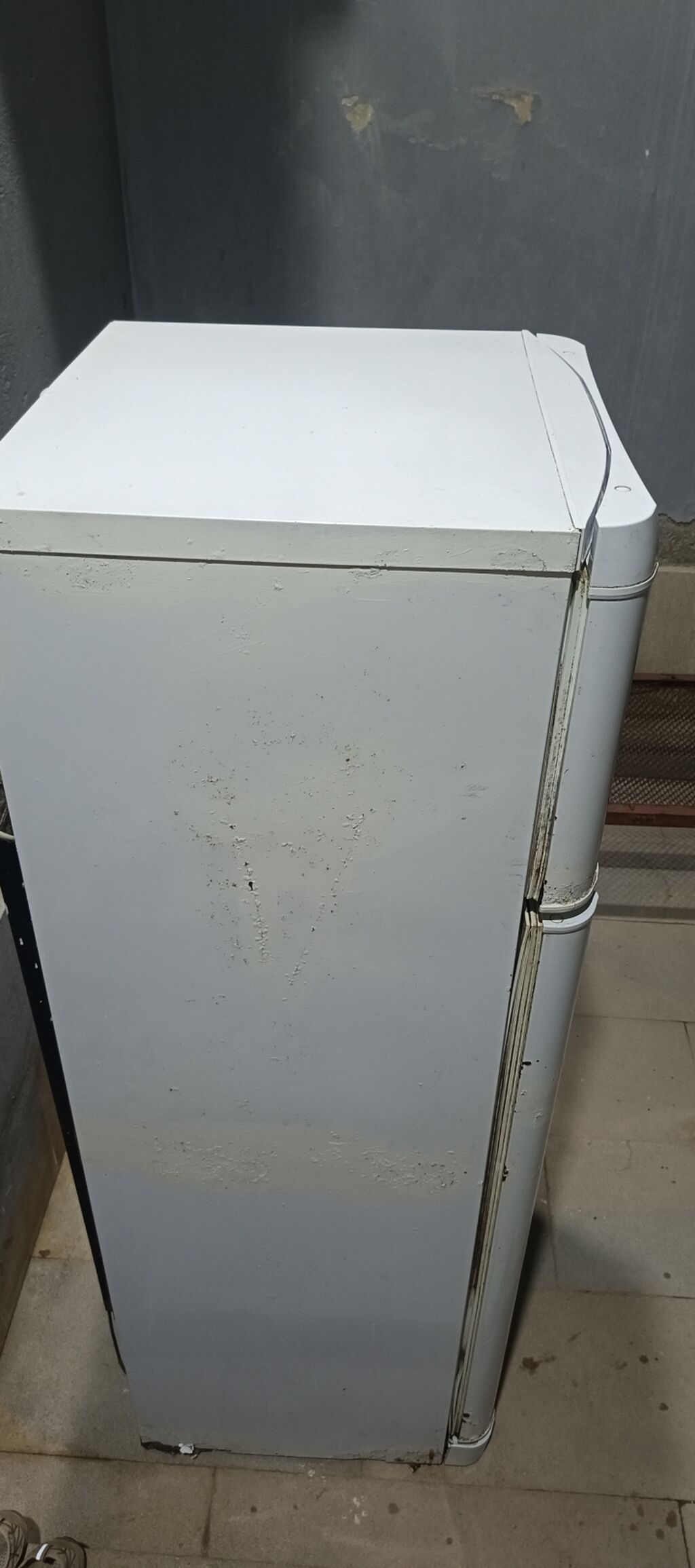 Indesit iki qapılı soyuducu - Brend/model: Indesit - Tip: Üstdə — Soyuducular, Saray (4)