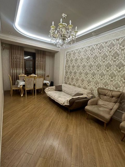 Satılır 2 otaqlı yeni tikili 78 m² — Bakı