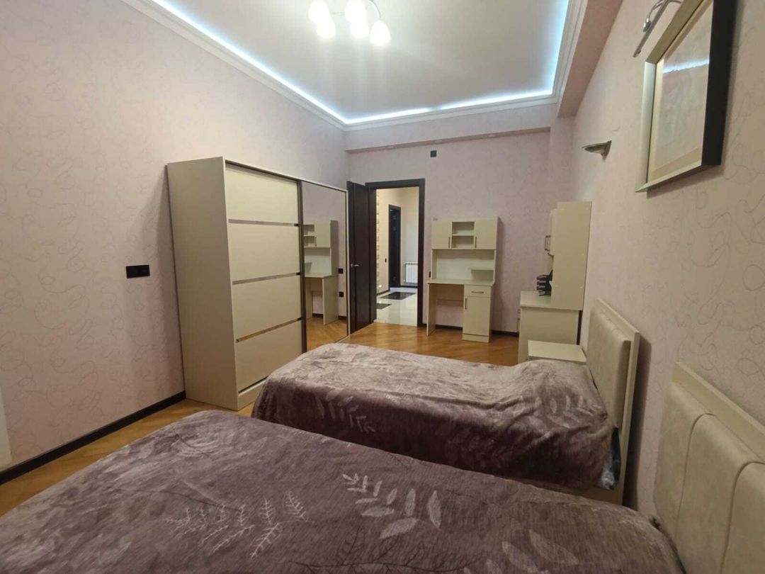 Satılır 3 otaqlı yeni tikili 160 m² — Mənzil, Bakı (9)