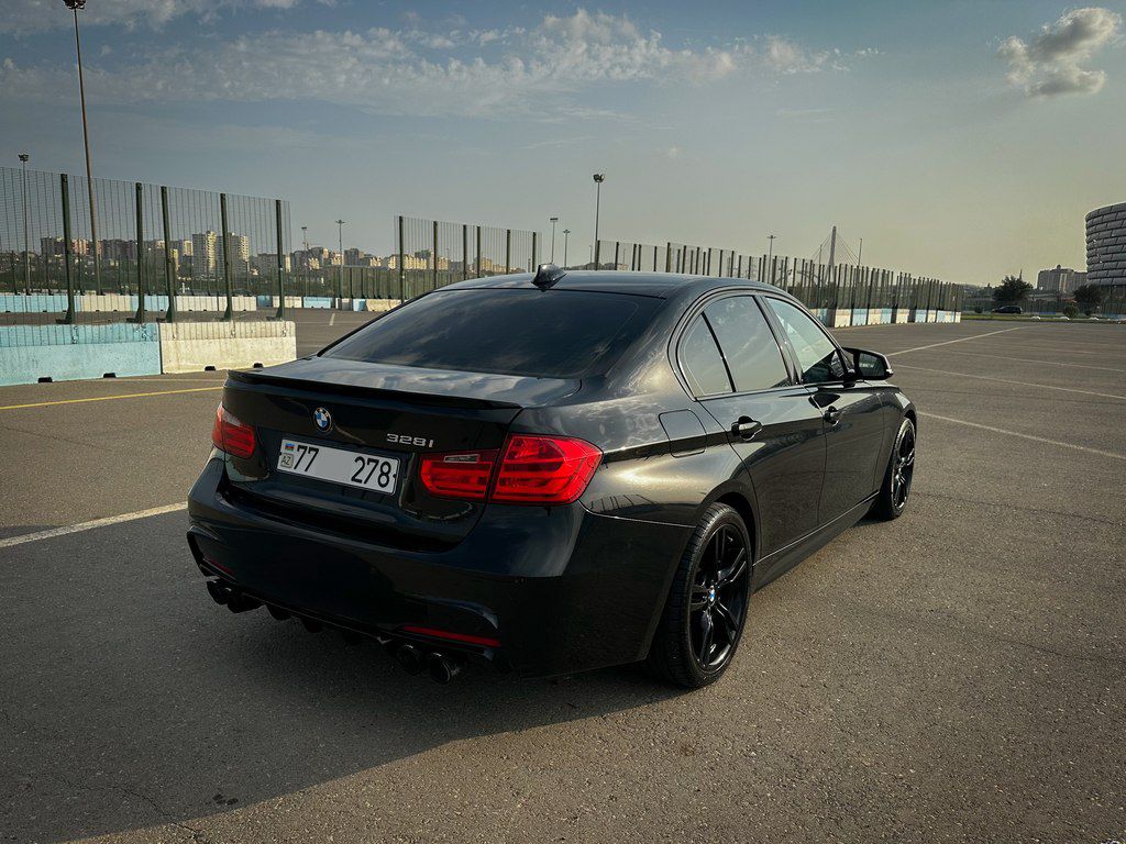 BMW 328, 2.0 L, 2013 il, 210 000 km — Avtomobillər, Bakı (2)
