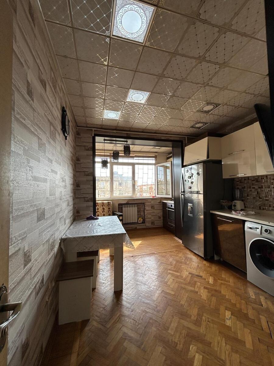 Satılır 4 otaqlı köhnə tikili 115 m² — Mənzil, Bakı (4)