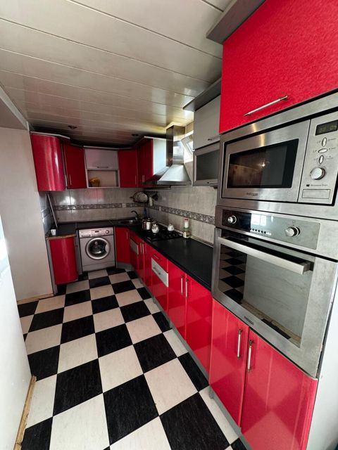 İcarəyə verilir 2 otaqlı köhnə tikili 70 m² — Bakı