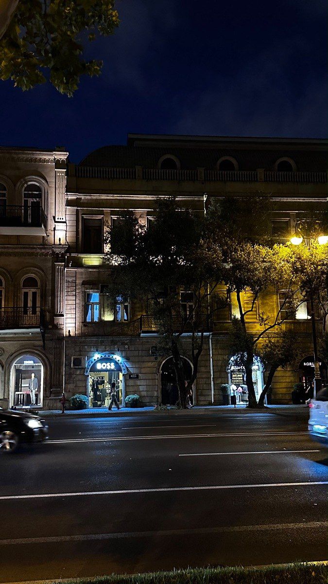 Satılır 4 otaqlı köhnə tikili 140 m² — Mənzil, Bakı (2)