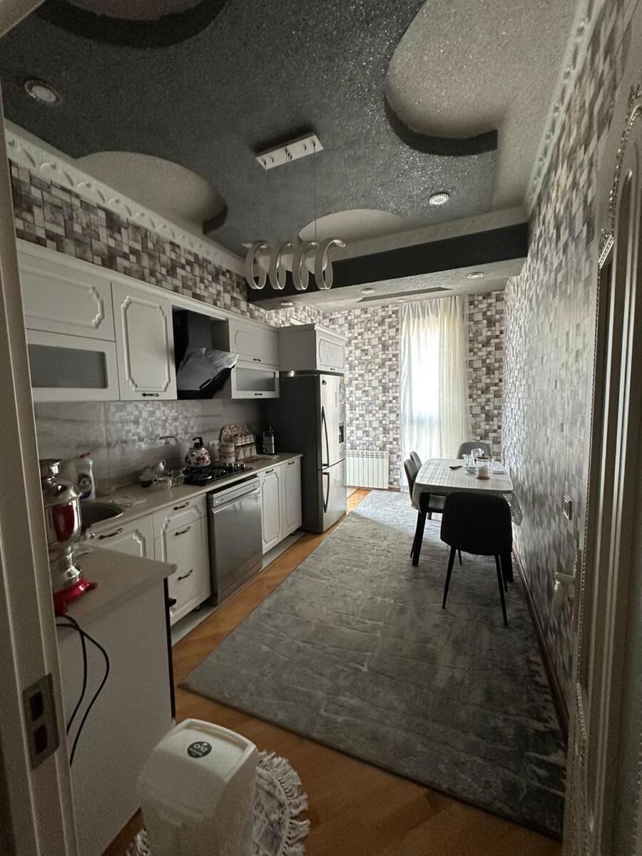 Satılır 5 otaqlı yeni tikili 170 m² — Mənzil, Bakı (12)