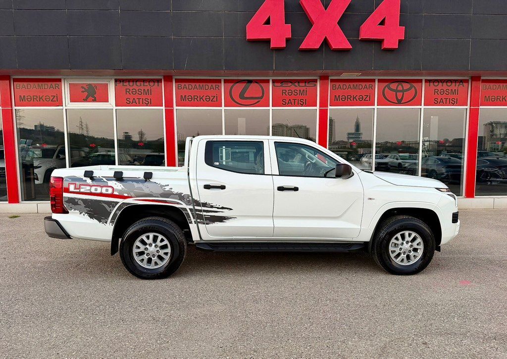 Mitsubishi L200, 2.4 L, 2026 il, yeni — Avtomobillər, Bakı (4)