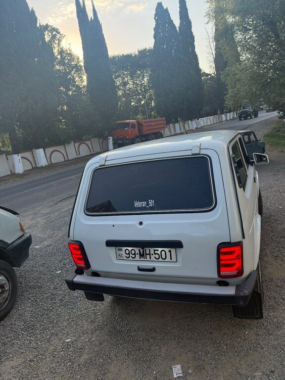 Lada (VAZ) Niva, 1.7 L, 2015 il, 237 000 km 99-MH-501 — Avtomobillər, Astara (4)