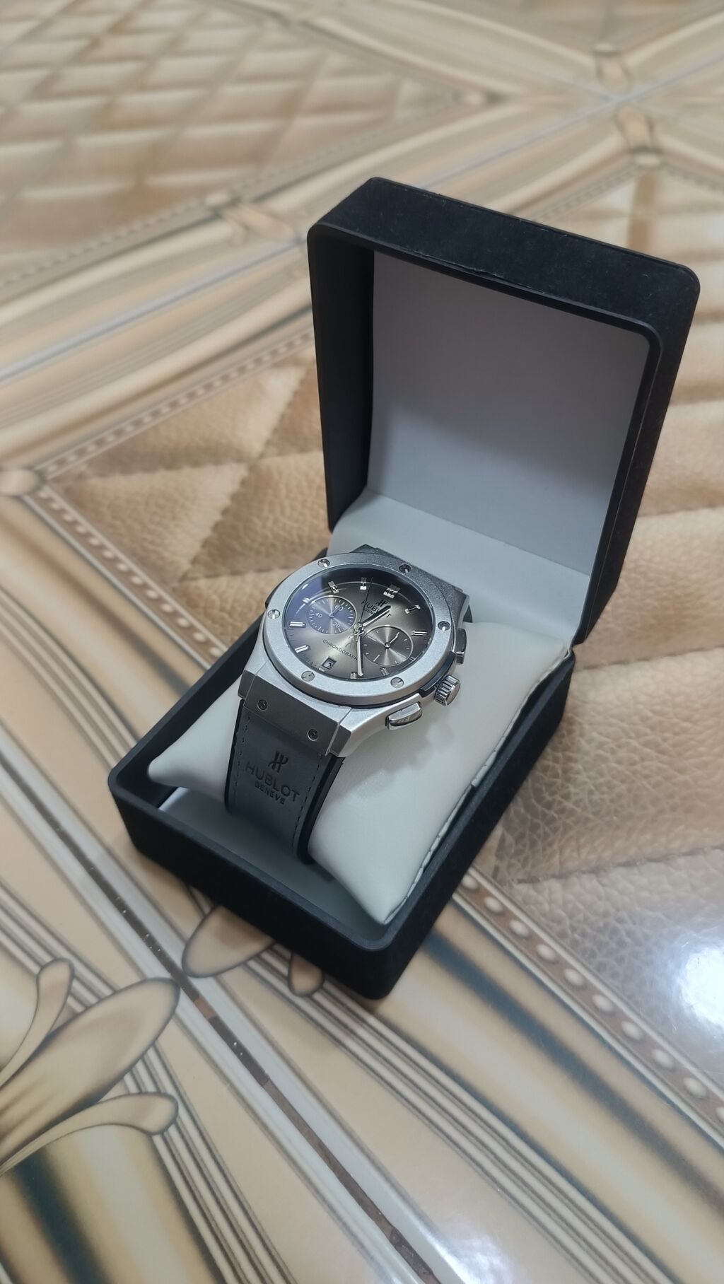 Yeni, Qol saatı, Hublot, rəng - Boz — Qol saatları, Mehdiabad (4)