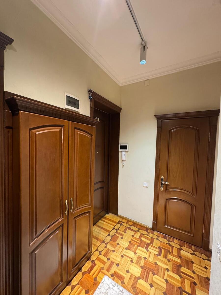 Satılır 2 otaqlı köhnə tikili 65 m² — Mənzil, Bakı (7)