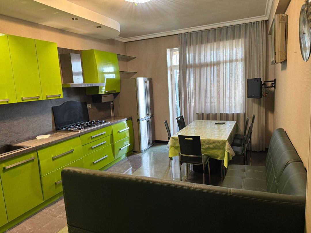 İcarəyə verilir 4 otaqlı yeni tikili 185 m² — Mənzil, Bakı (11)