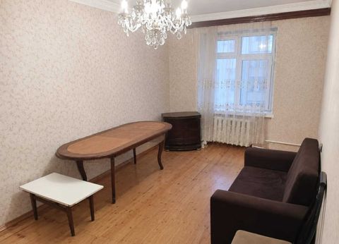Satılır 3 otaqlı köhnə tikili 80 m² — Bakı