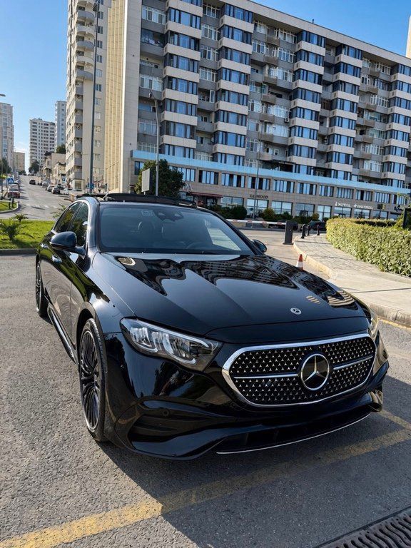Mercedes E 220 d 4MATIC, 2.0 L, 2025 il, 19 500 km — Avtomobillər, Bakı (2)