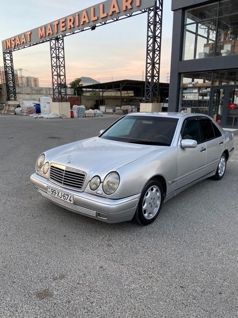 Mercedes E 240, 2.4 L, 1999 il, 380 000 km — Bakı
