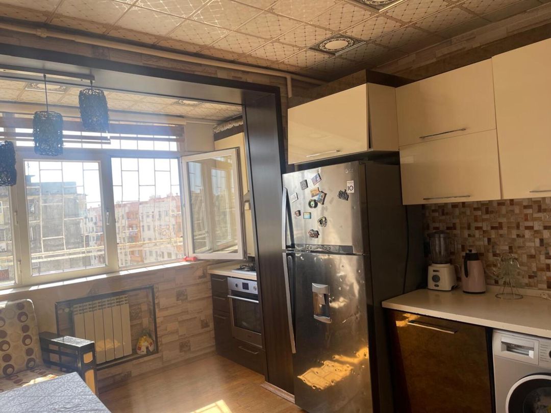 Satılır 4 otaqlı köhnə tikili 100 m² — Mənzil, Bakı (7)