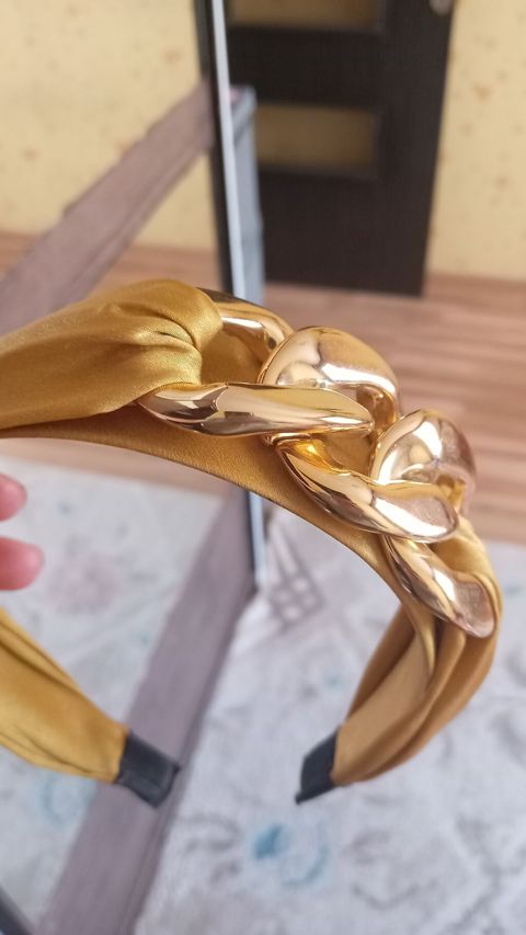 Qızılı rəngdə saç lenti (başlıq) - Material: atlas efektli parıltılı — Bakı