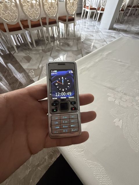 Nokia 6300 4G, Düyməli — Qax