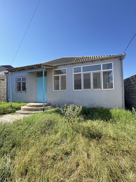 Satılır 3 otaqlı həyət evi/bağ evi 90 m² — Bakı
