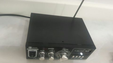 Şark YT-699D mini audio gücləndirici Xüsusiyyətlər: - Ön panel — Bakı