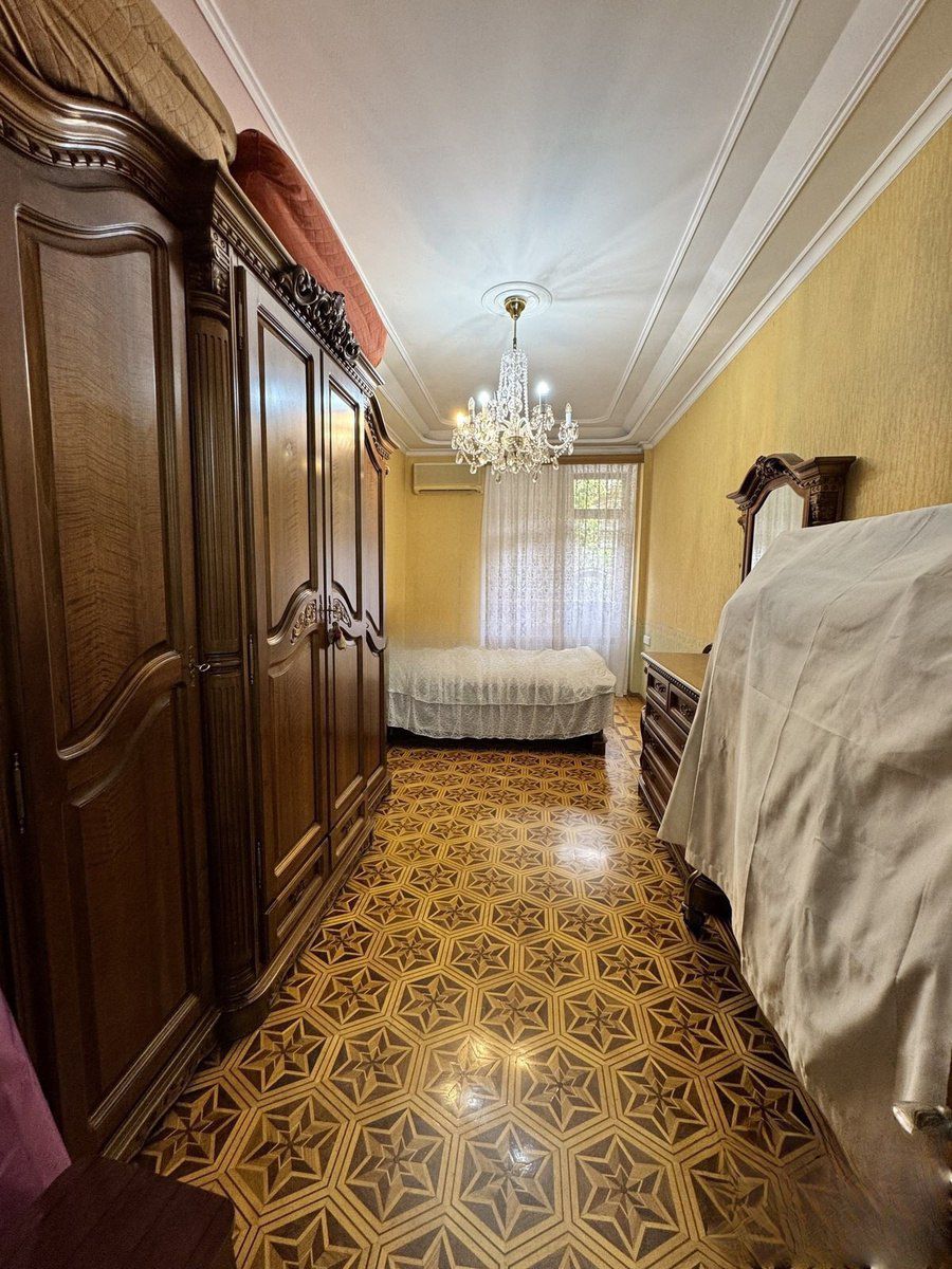 Satılır 4 otaqlı köhnə tikili 134 m² — Mənzil, Bakı (10)