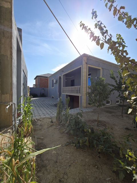 Satılır 5 otaqlı həyət evi/bağ evi 123 m² — Bakı
