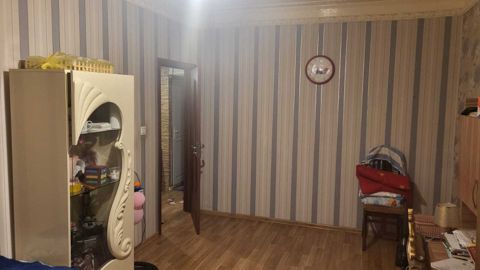 Satılır 4 otaqlı köhnə tikili 100 m² — Bakı