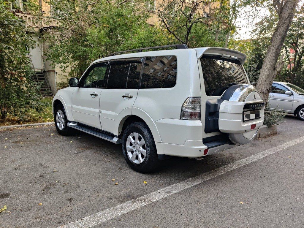 Mitsubishi Pajero, 3.5 L, 2011 il, 240 000 km 90-KL-021 — Avtomobillər, Bakı (6)