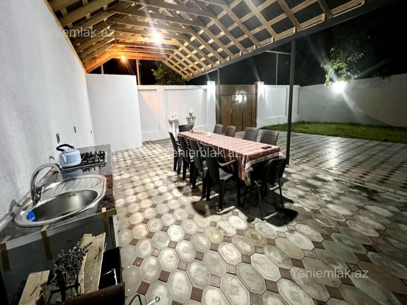 Günlük 4 otaqlı Həyət evi / Villa, 250 m², Qəbələ — Ev, villa, Qəbələ (4)