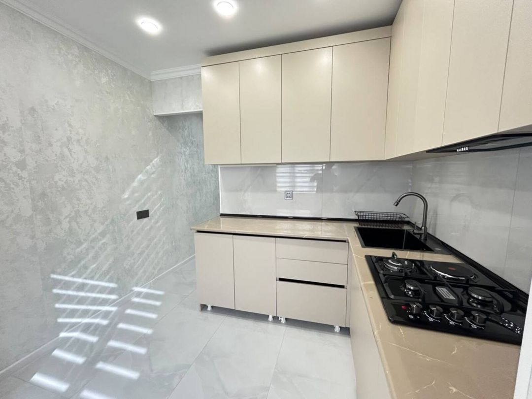 Satılır 2 otaqlı köhnə tikili 65 m² — Mənzil, Bakı (8)