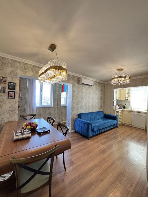 Satılır 2 otaqlı köhnə tikili 45 m² — Bakı