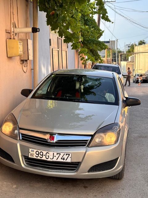Opel Astra, 1.8 L, 2008 il, 311 408 km — Bakı