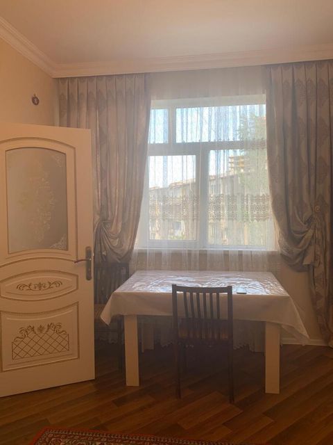 Satılır 2 otaqlı köhnə tikili 45 m² — Bakı