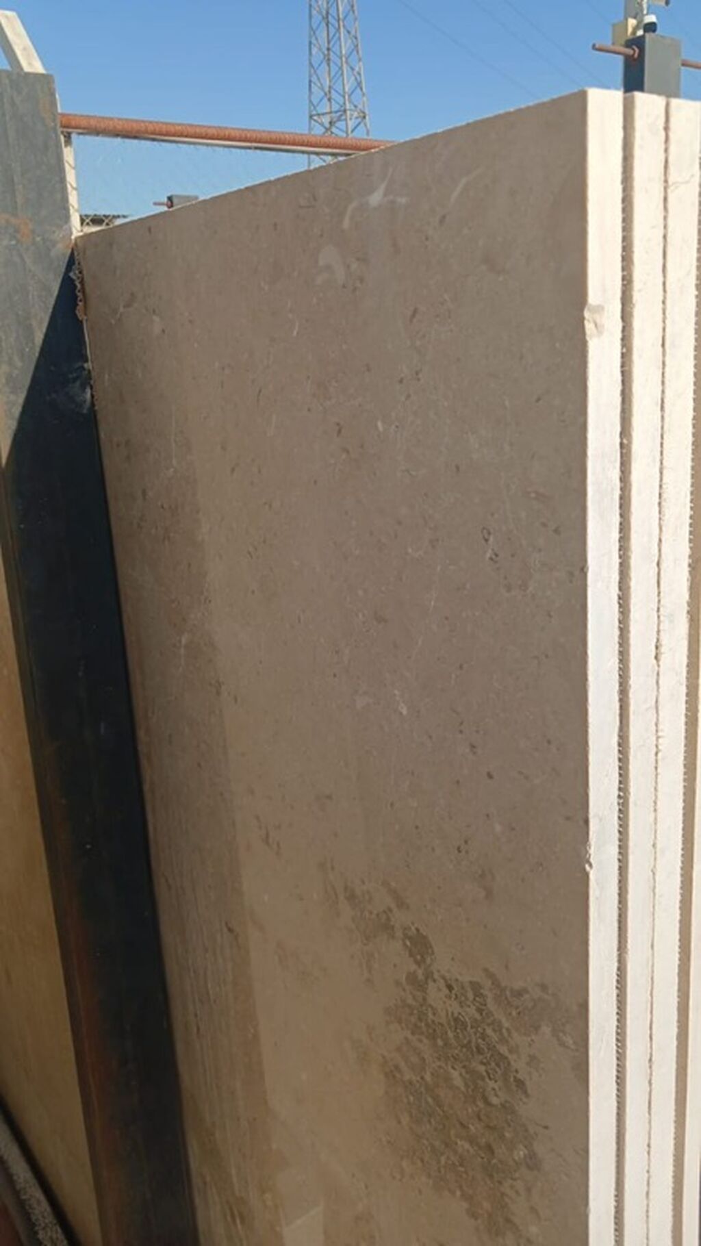 Mərmər və qranit — ölçüyə uyğun kəsim Mətbəx tezgahı, pilləkən və ya — Plitka və örtü materialları, Mehdiabad (2)