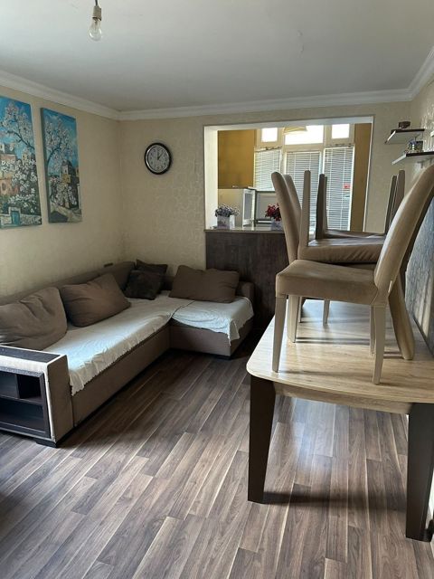Satılır 2 otaqlı köhnə tikili 32 m² — Bakı