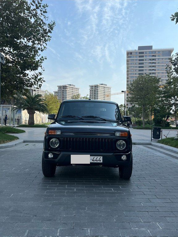 Lada (VAZ) Niva, 1.7 L, 2023 il, 23 000 km — Avtomobillər, Bakı (10)