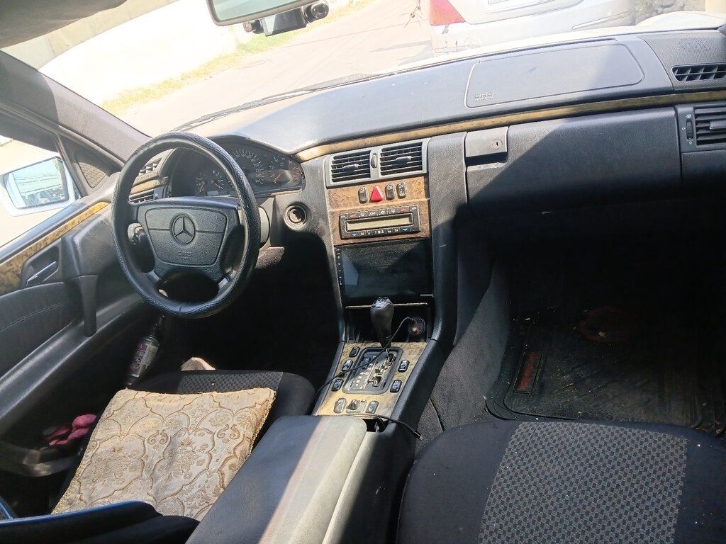 Mercedes E 200, 2.0 L, 1998 il, 385 000 km 99-FA-067 — Avtomobillər, Bakı (2)