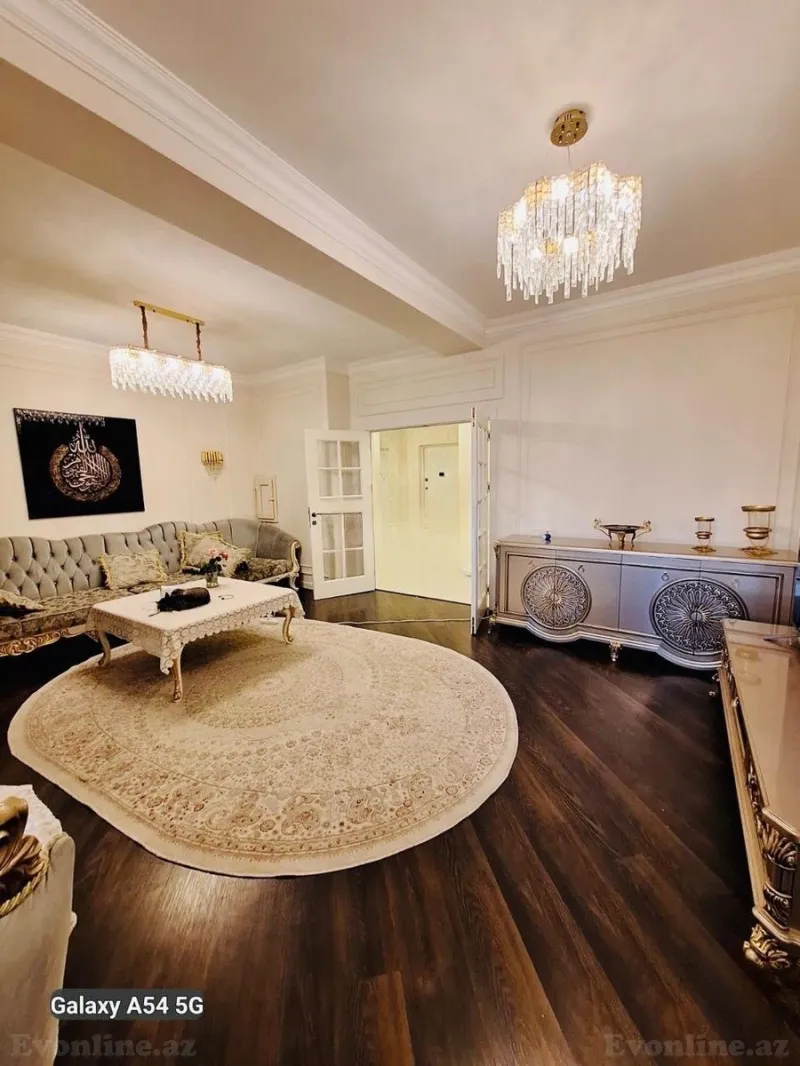 Satılır 3 otaqlı Mənzil Yeni tikili 120 m² Bakı, Xətai r., Əhmədli m — Bakı