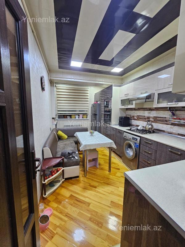 Satılır 3 otaqlı Bina evi menzil (Köhnə tikili), 72 m², 9-cu mikrorayon — Mənzil, Sumqayıt (11)