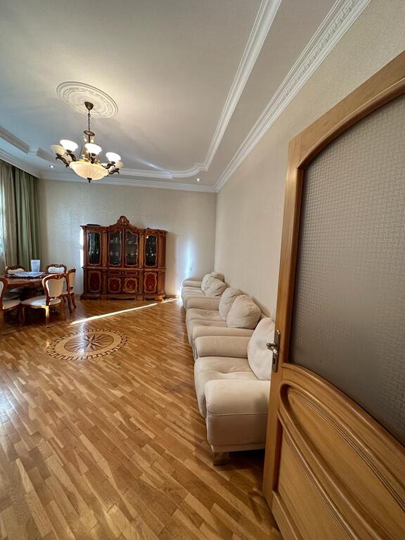 Satılır 4 otaqlı həyət evi/bağ evi 130 m² — Ev, villa, Bakı (4)