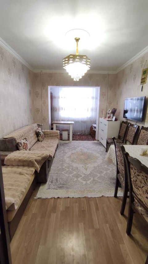Satılır 2 otaqlı köhnə tikili 60 m² — Bakı
