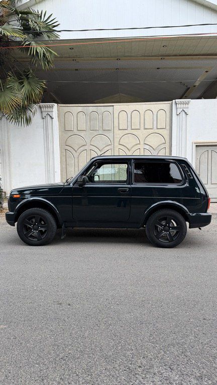 Lada (VAZ) Niva, 1.7 L, 2024 il, 43 000 km 77-YS-084 — Avtomobillər, Bakı (4)