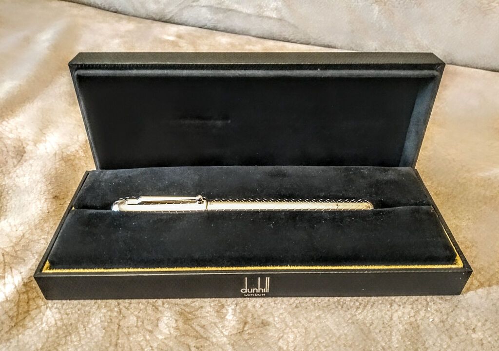 Alfred Dunhill London qələm 2015ci ildə mənə hədiyyə olunub, həmin — Ofis malları, Bakı (2)