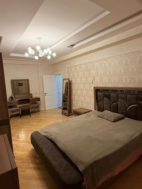 Satılır 3 otaqlı yeni tikili 145 m² — Bakı